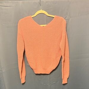 Ivy & Main pink rose V-Neck Women's Sweater size SM